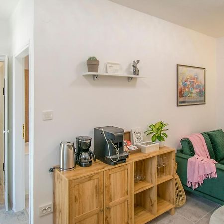 Apartman Enjoy 로비니 외부 사진